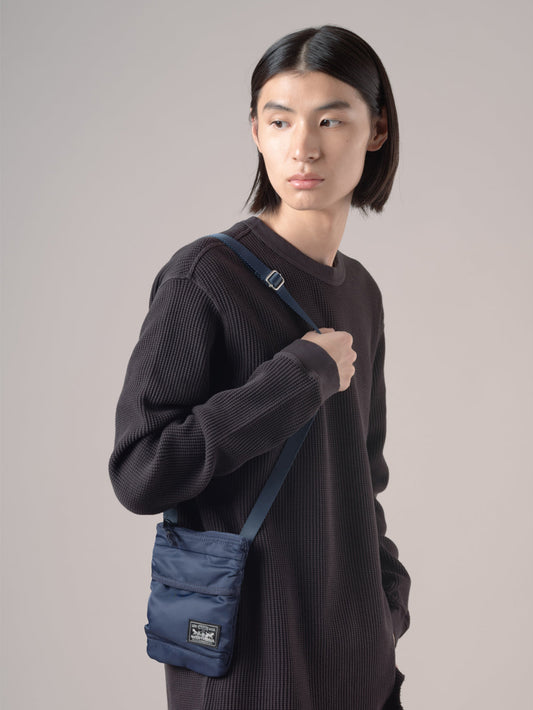 ミッションベイ クロスボディポーチ