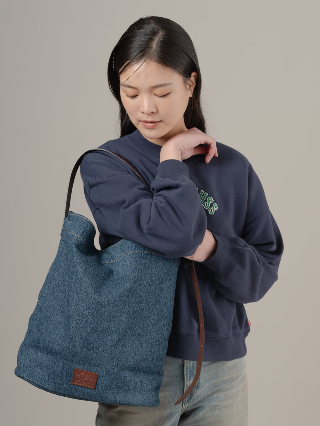 ヘリテージ ミディアム トートバッグ – リーバイス®公式オンラインストア