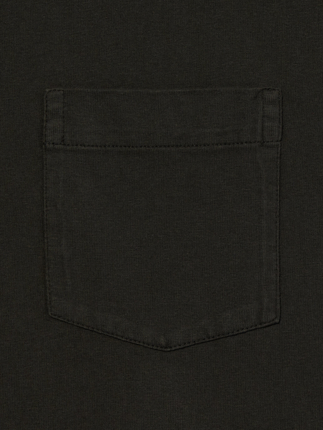 エッセンシャルポケットTシャツ