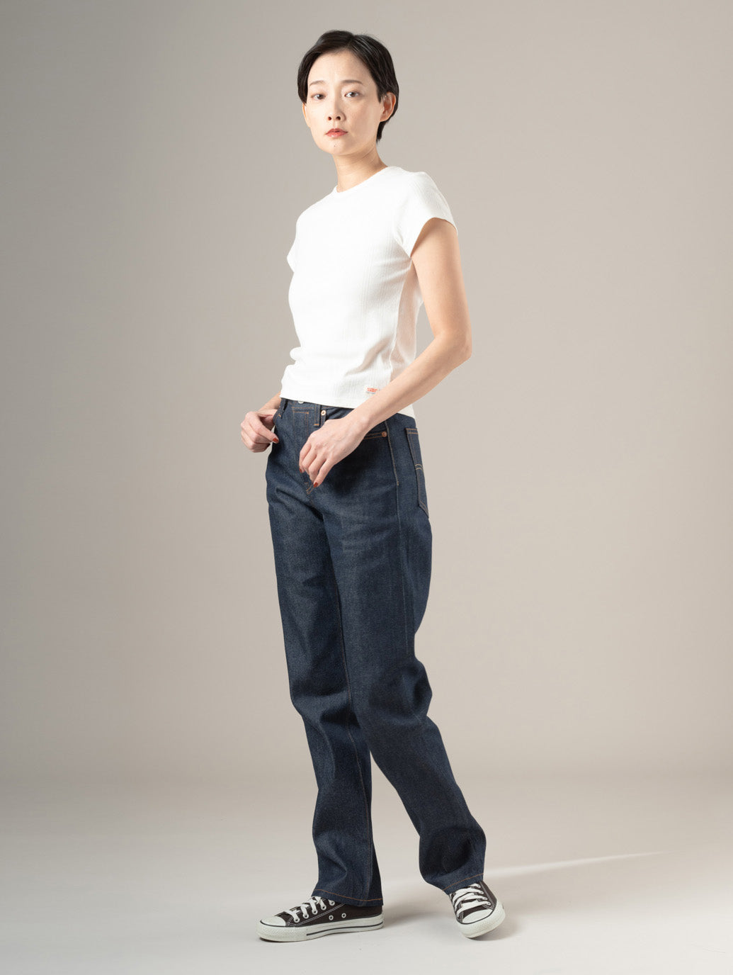 DRY GOODS Tシャツ