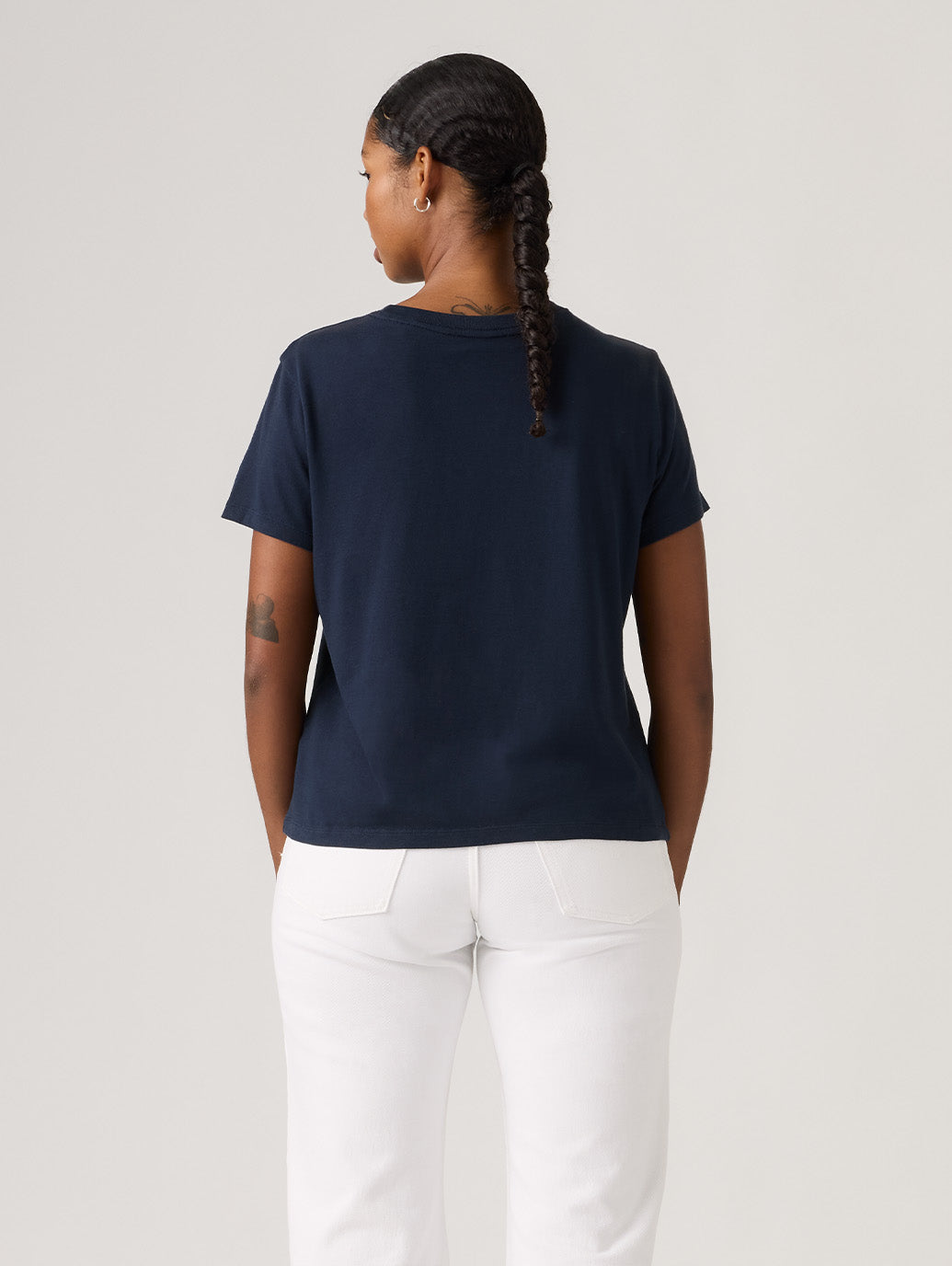 グラフィックフェイバリットTシャツ