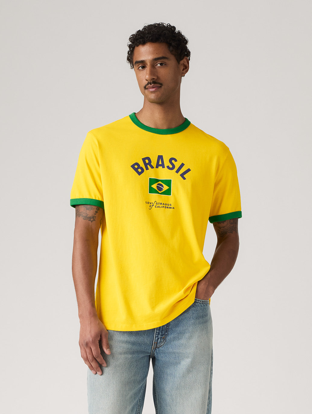 SOCCER COLLECTION BRASIL リンガー Tシャツ – リーバイス®公式