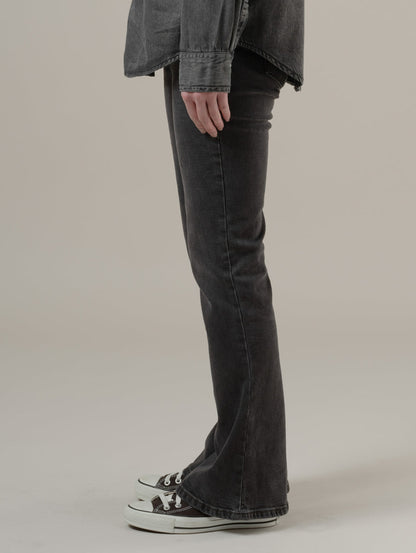 LOW SLIM BOOT ジーンズ ブラック