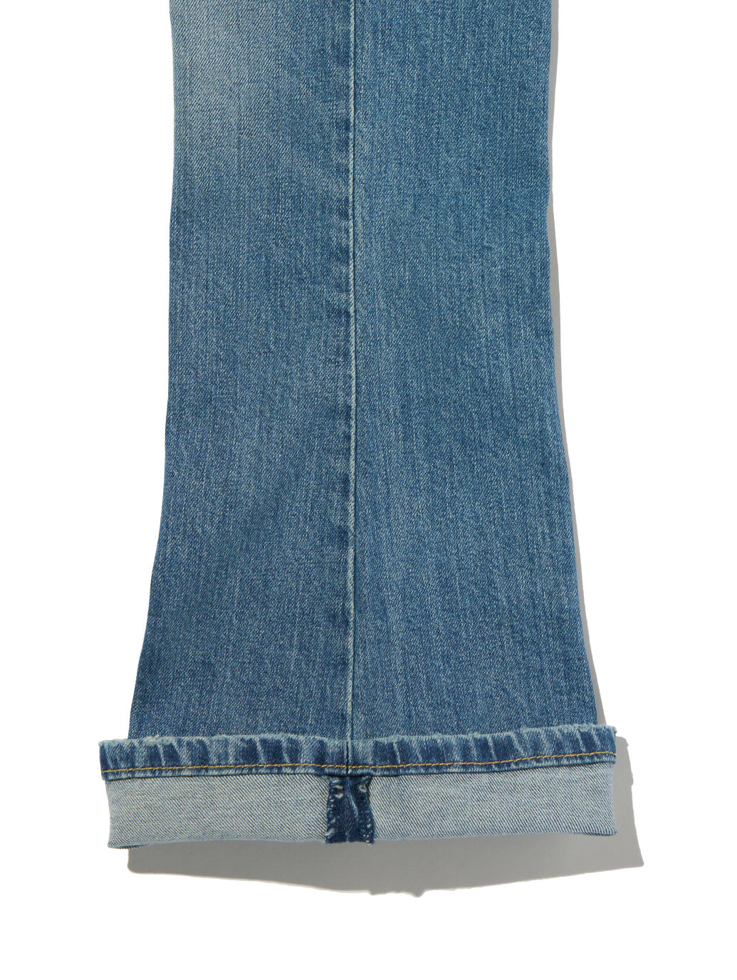 LOW SLIM BOOT ジーンズ ミディアムインディゴ