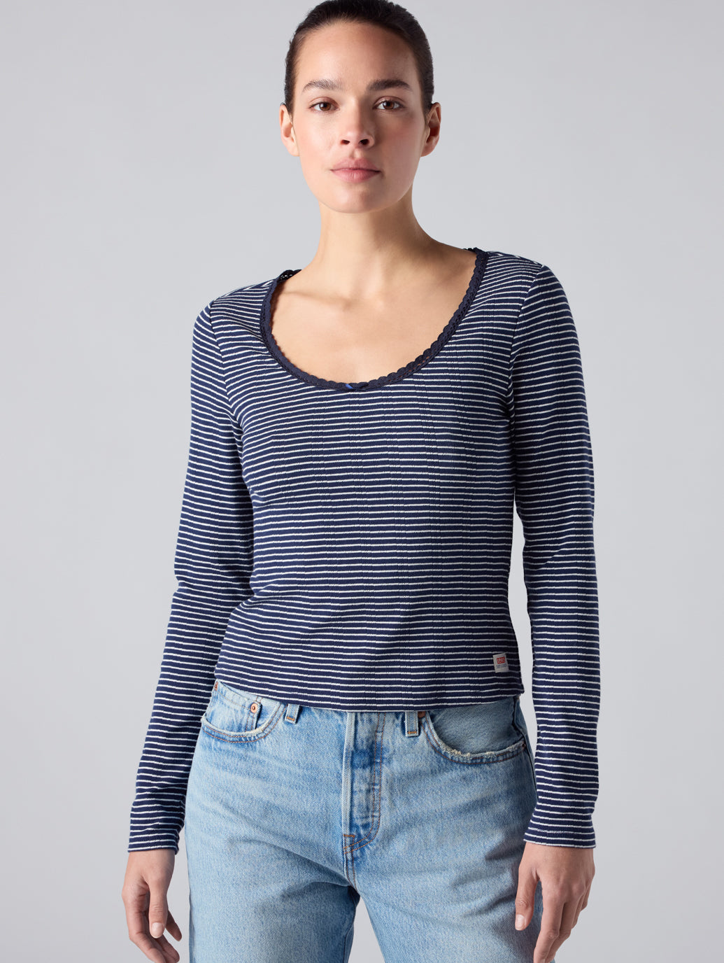 DRY GOODS ポインテールレース ロングスリーブ Tシャツ