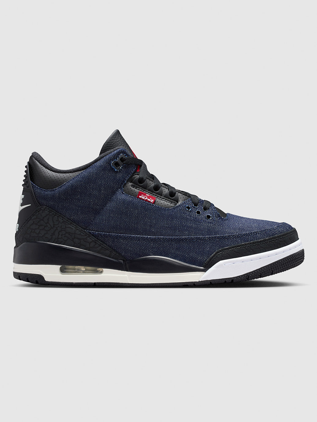 Air Jordan 3 x Levi’s®
Raw Indigo Denim Sneakers