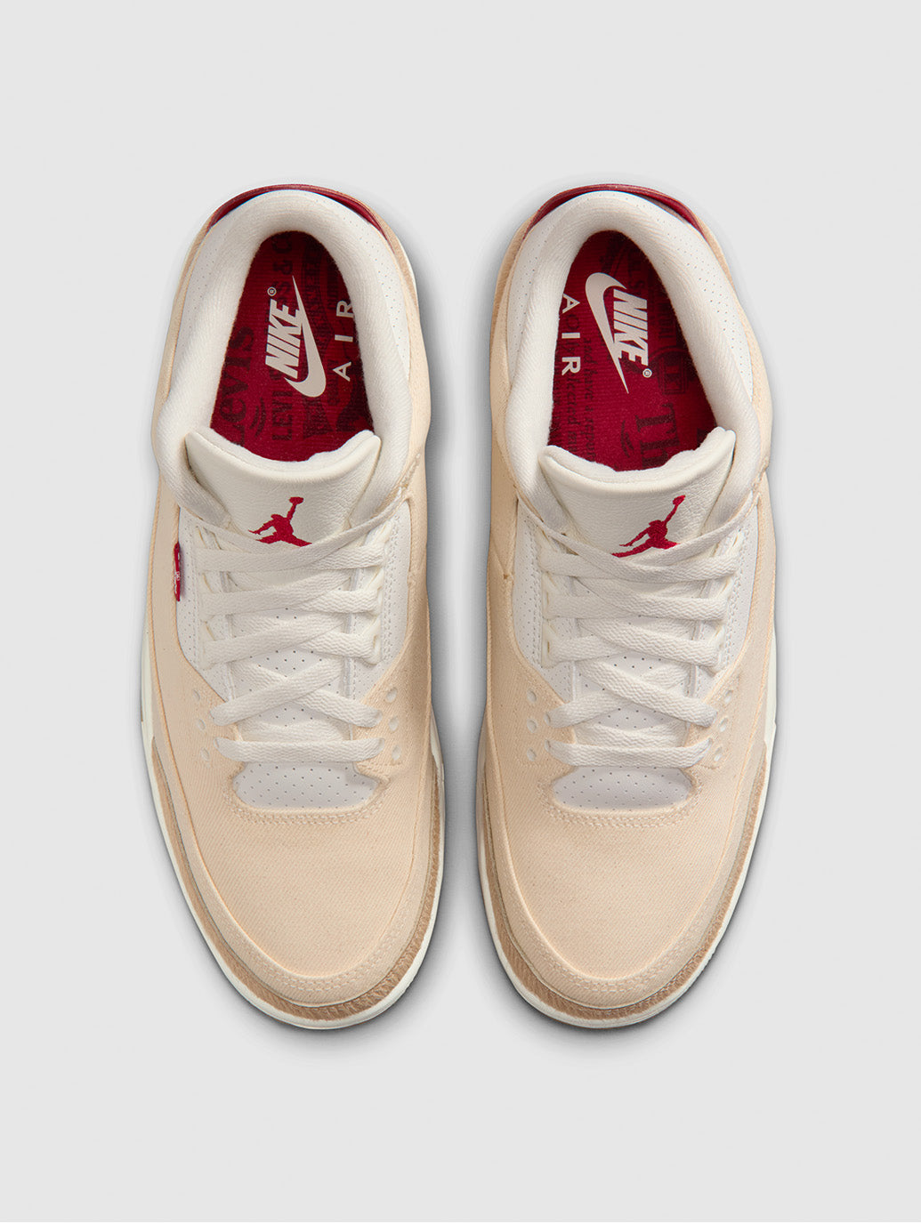Air Jordan 3 x Levi’s®
Ecru Denim Sneakers