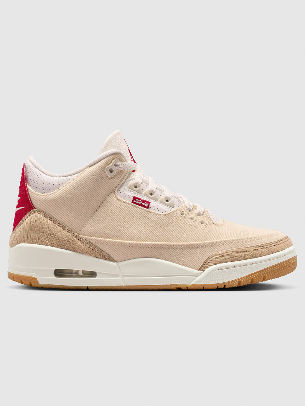 Air Jordan 3 x Levi’s®
Ecru Denim Sneakers