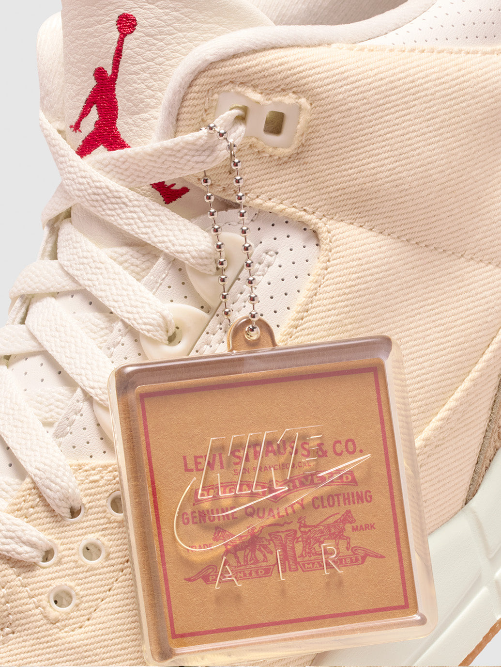 Air Jordan 3 x Levi’s®
Ecru Denim Sneakers
