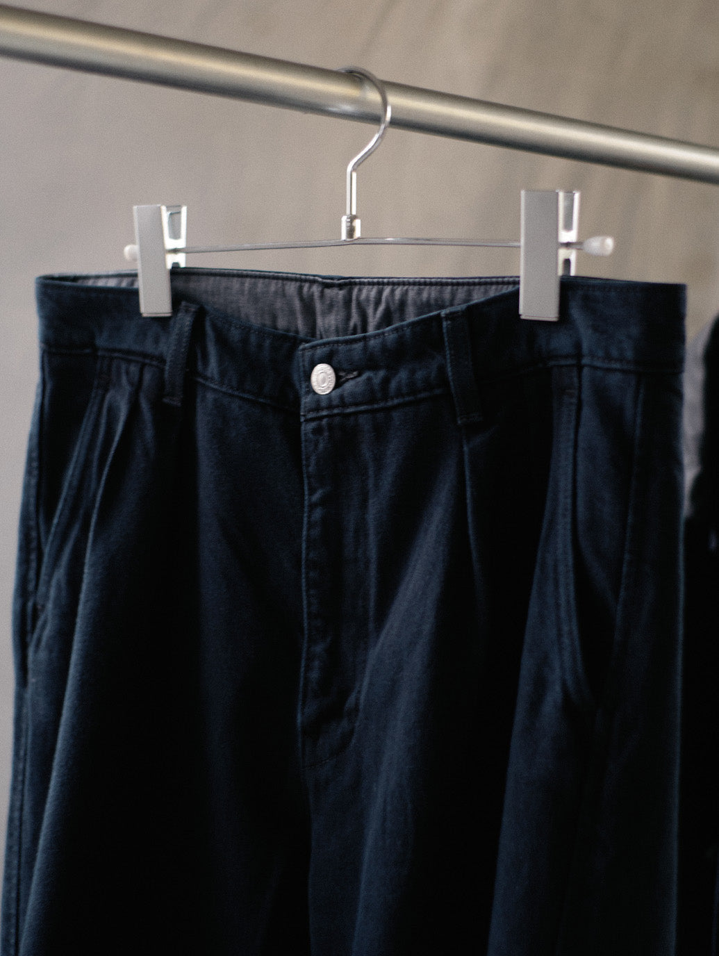 PREMIUM BLACK BAGGY DENIM SLACKS