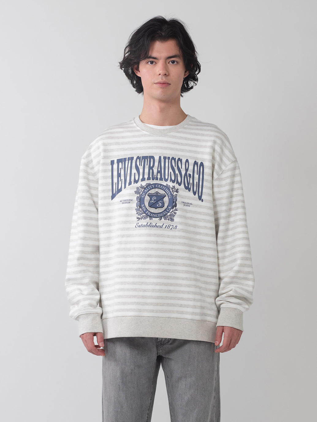 グラフィック クルーネックスウェットシャツ 