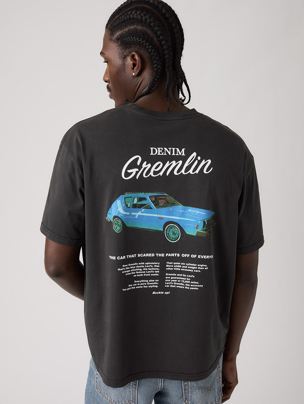 グラフィックボックスTシャツ