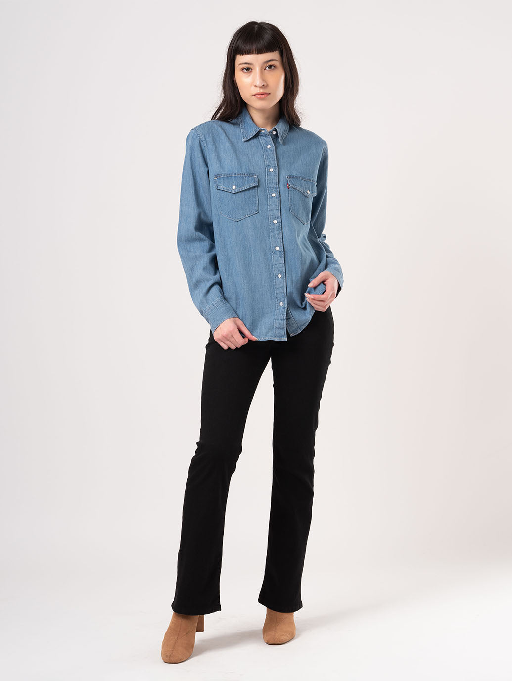 725™ ハイライズ ブーツカット ブラック