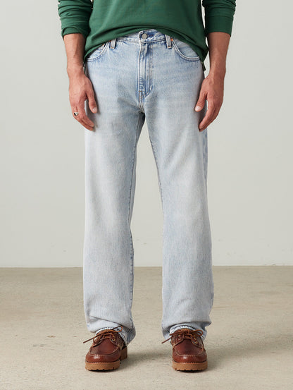 555™ リラックスストレート ジーンズ ライトインディゴ