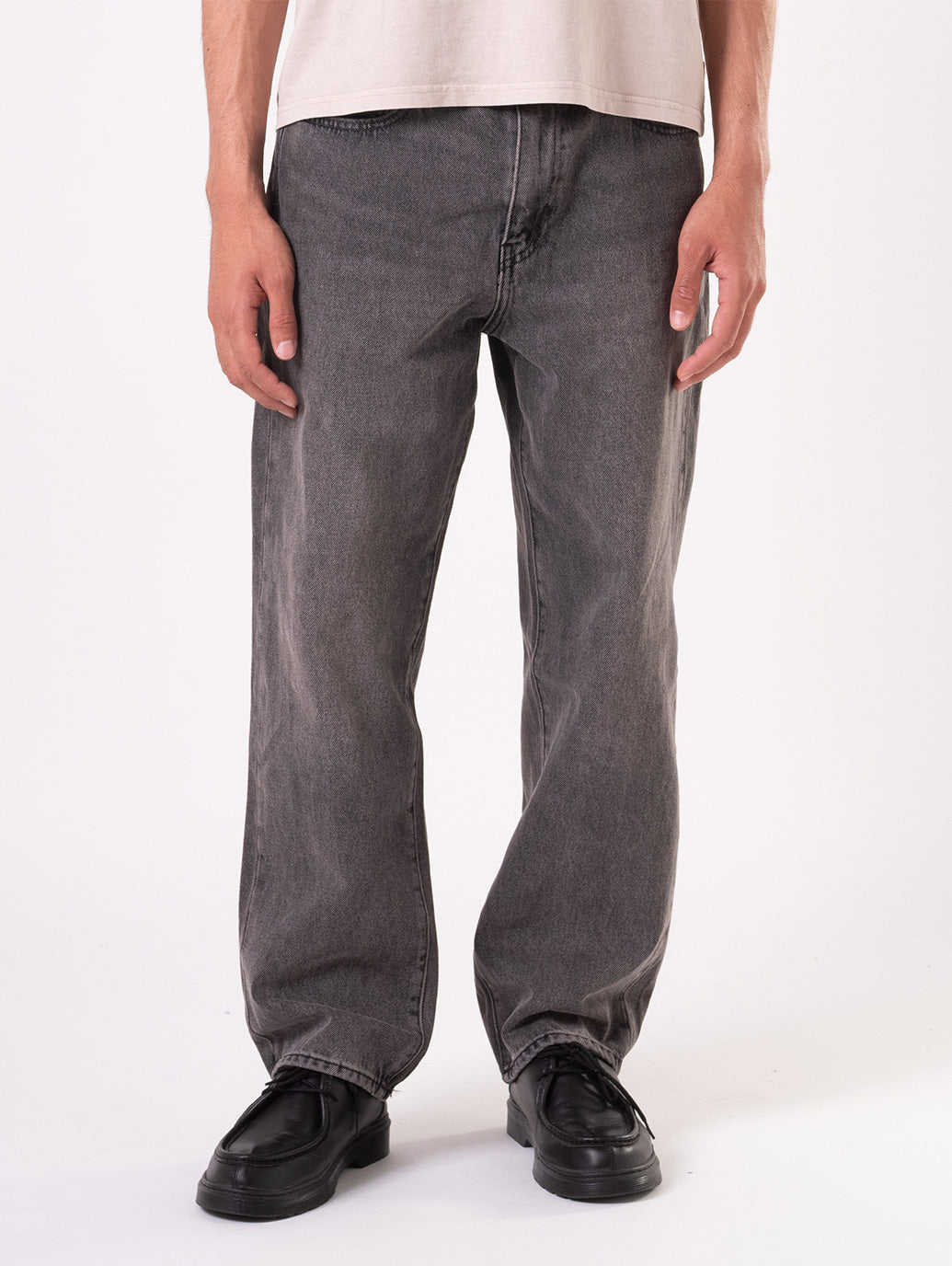 568™ STAY LOOSE ジーンズ ブラック 