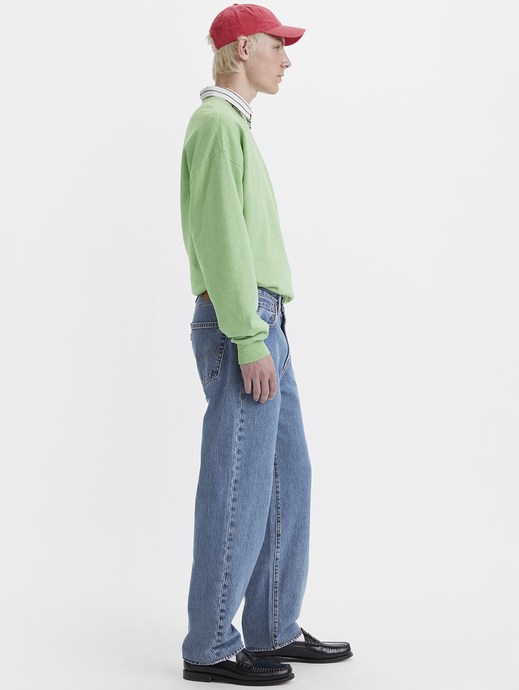 568™ STAY LOOSE ジーンズ ミディアムインディゴ