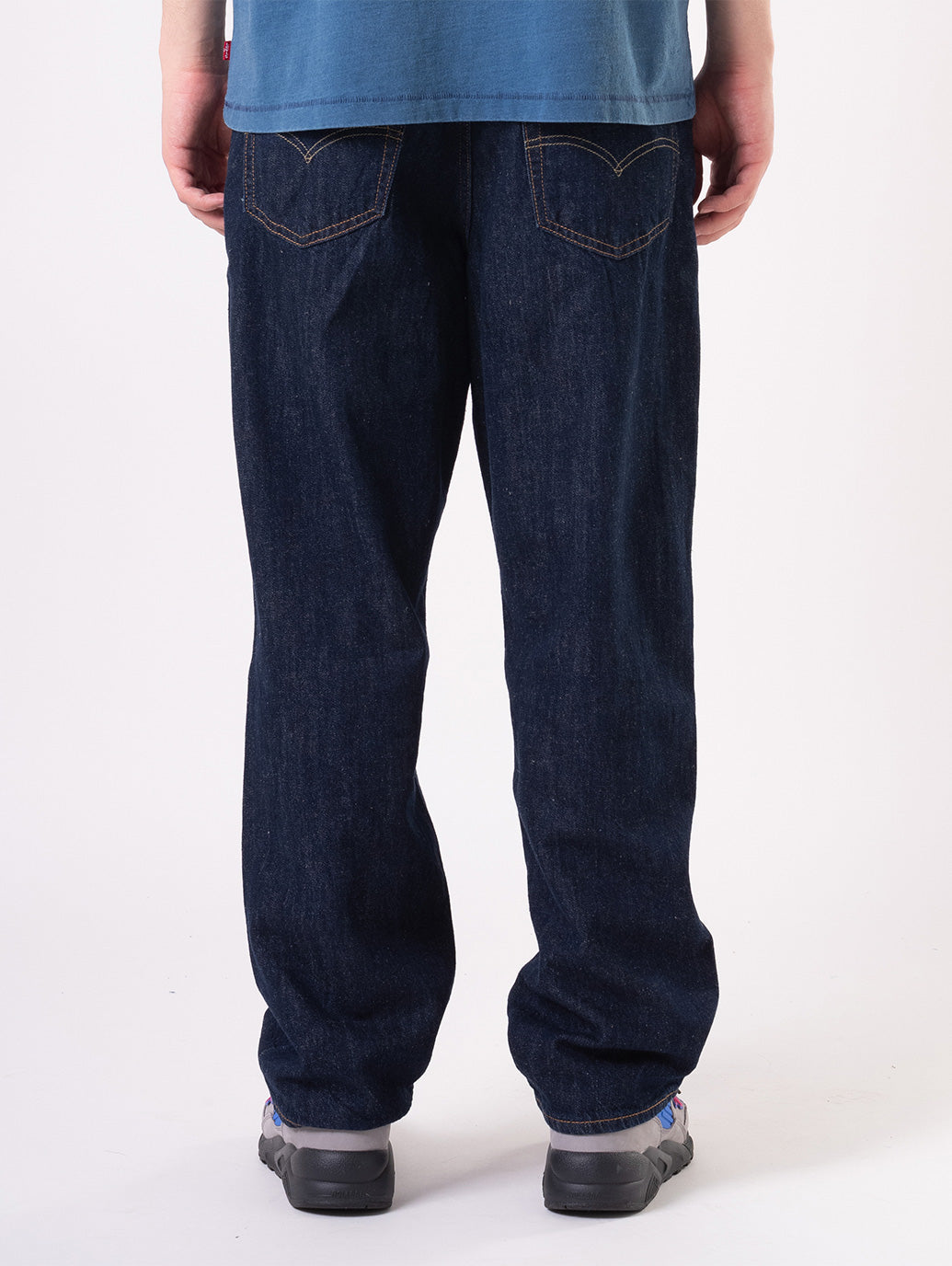 568™ STAY LOOSE ジーンズ ダークインディゴ
