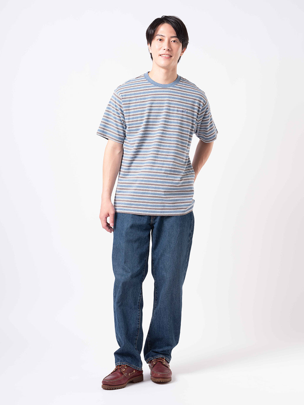 568™ ルーズストレートジーンズ ダークインディゴ