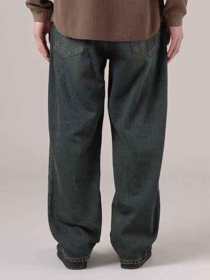 568™ ルーズストレートジーンズ ミディアムインディゴ