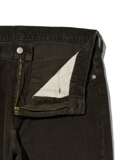 568™ ルーズストレート オリーブ