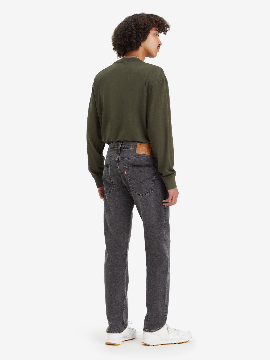 デープブルー 502™ テーパード ジーンズ ダークインディゴブルー – リーバイス