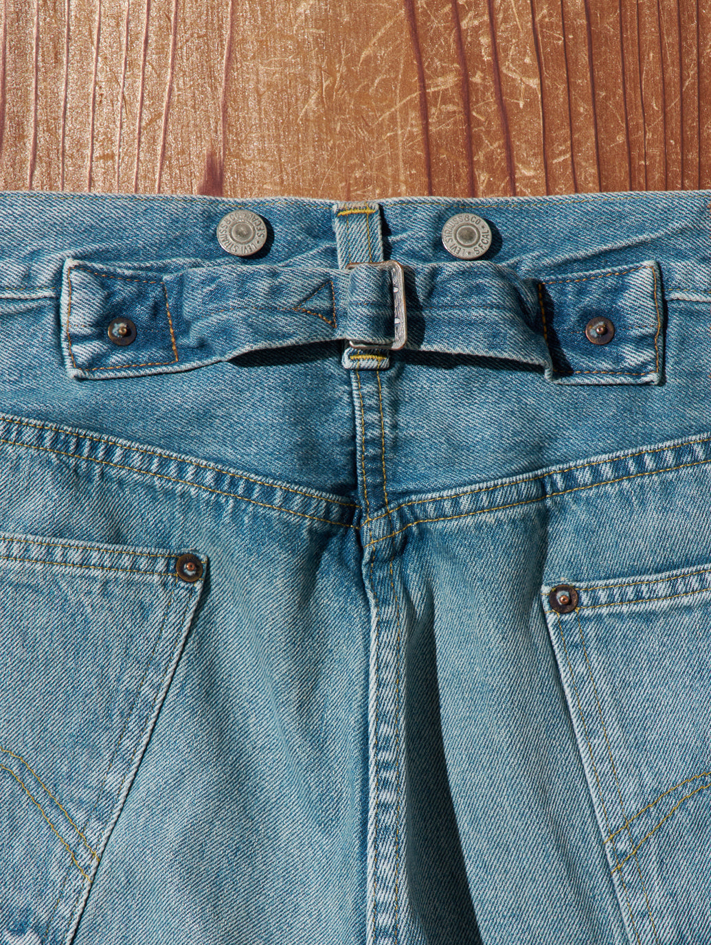 LEVI'S® VINTAGE CLOTHING 1933 501® ORIGINAL ジーンズ ミディアム
