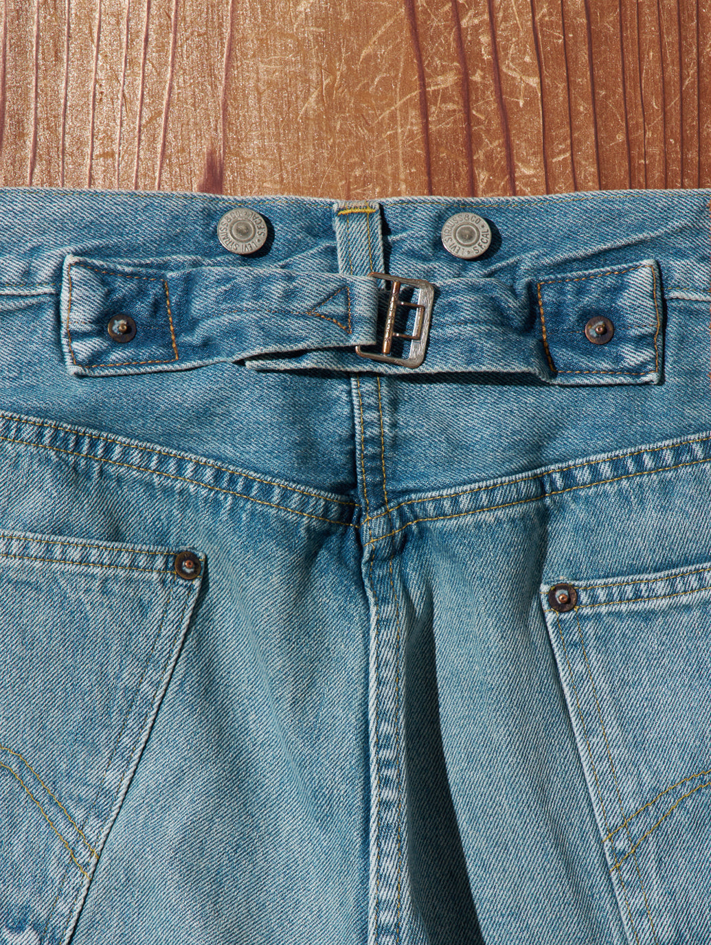 LEVI'S® VINTAGE CLOTHING 1933 501® ORIGINAL ジーンズ ミディアム