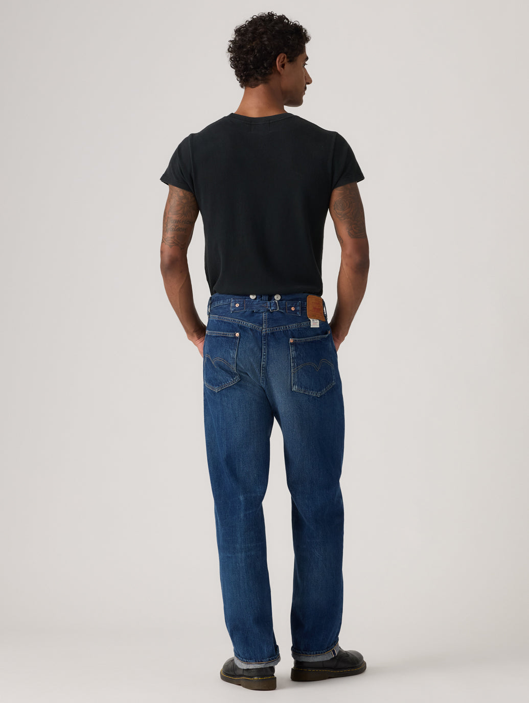 LEVI'S® VINTAGE CLOTHING 1933 501® ORIGINAL ジーンズ ミディアムインディゴ