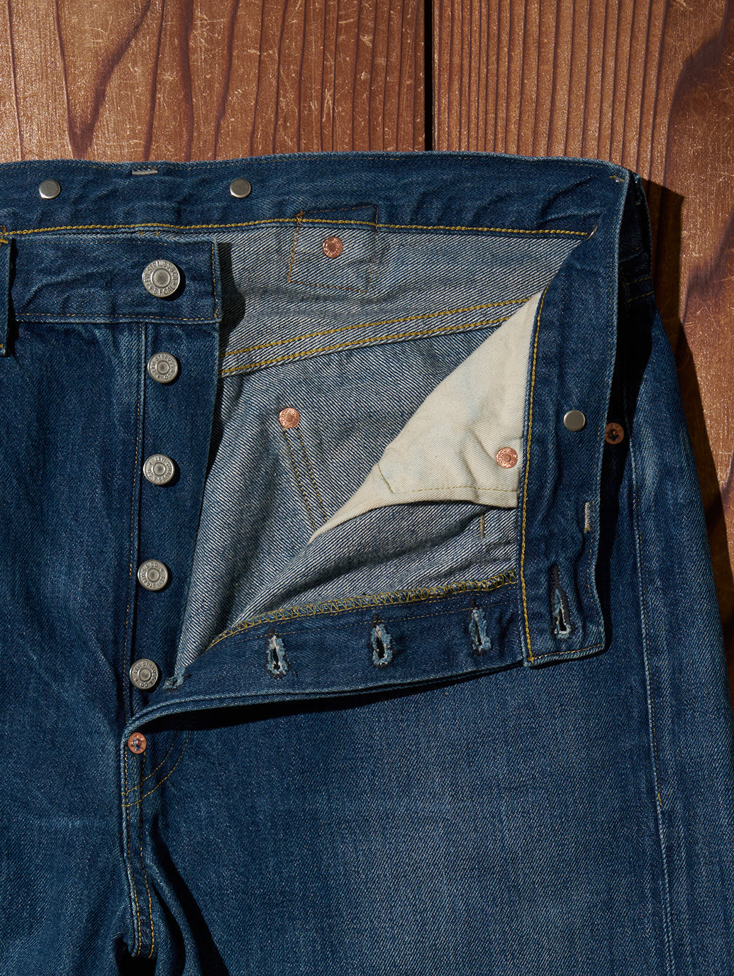 LEVI'S® VINTAGE CLOTHING 1933 501® ORIGINAL ジーンズ ミディアムインディゴ