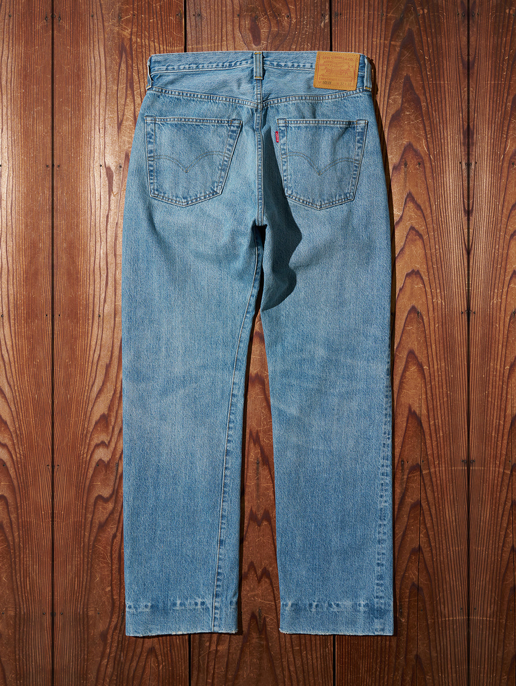 LEVI'S® VINTAGE CLOTHING 1947 501® ORIGINAL ジーンズ ミディアム