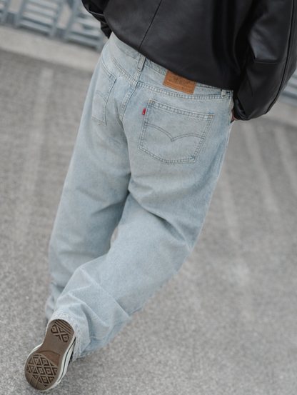 BAGGY BARREL JEANS