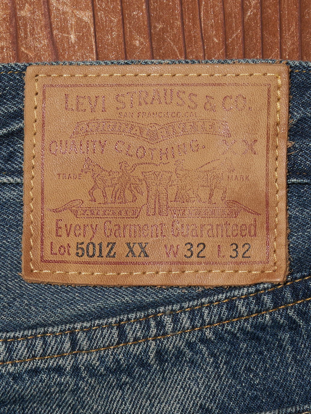 LEVI'S® VINTAGE CLOTHING 1954 501® ジーンズ ミディアムインディゴ