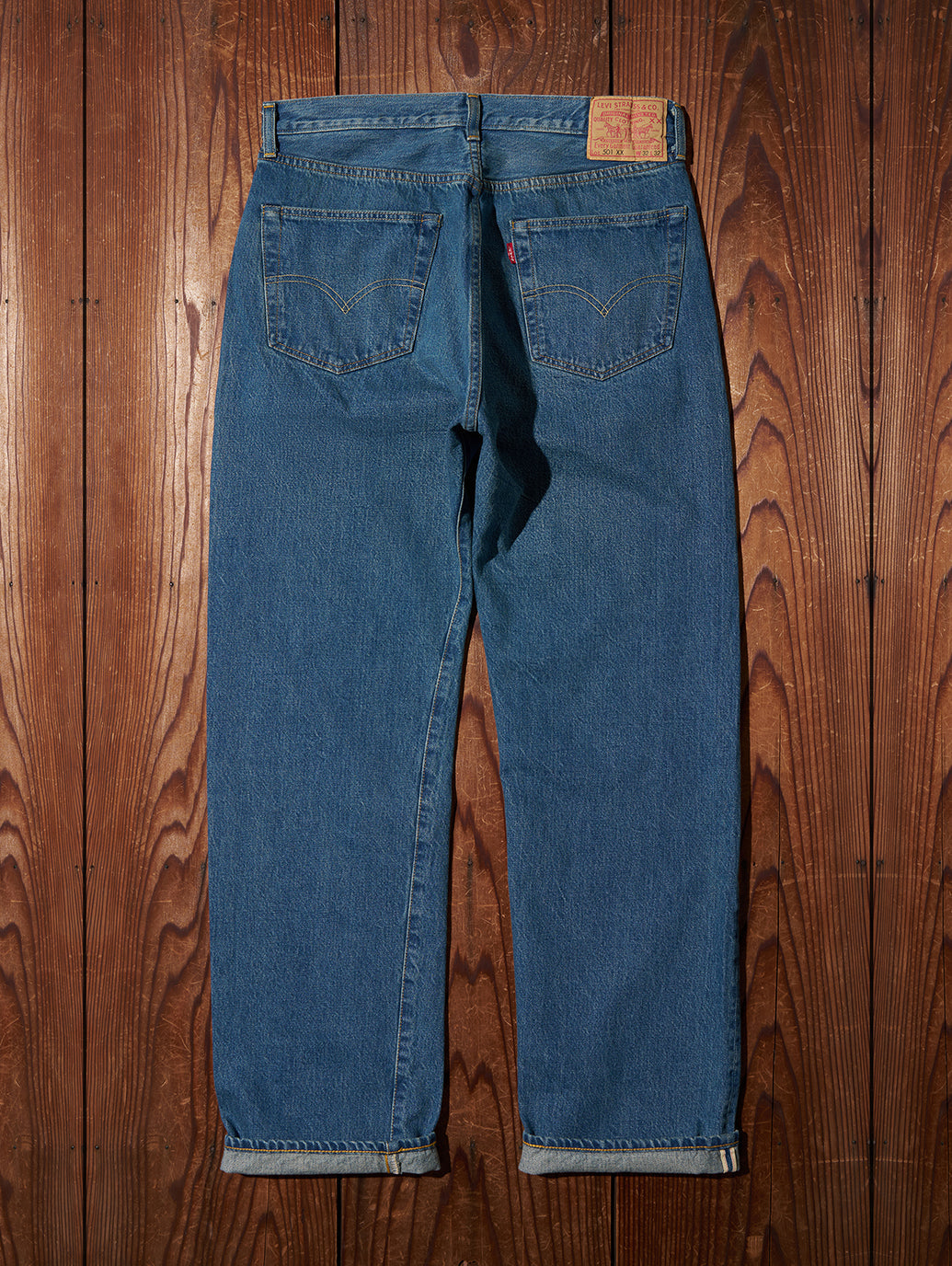 LEVI'S® VINTAGE CLOTHING 1955 501® ORIGINAL ジーンズ ミディアムインディゴ