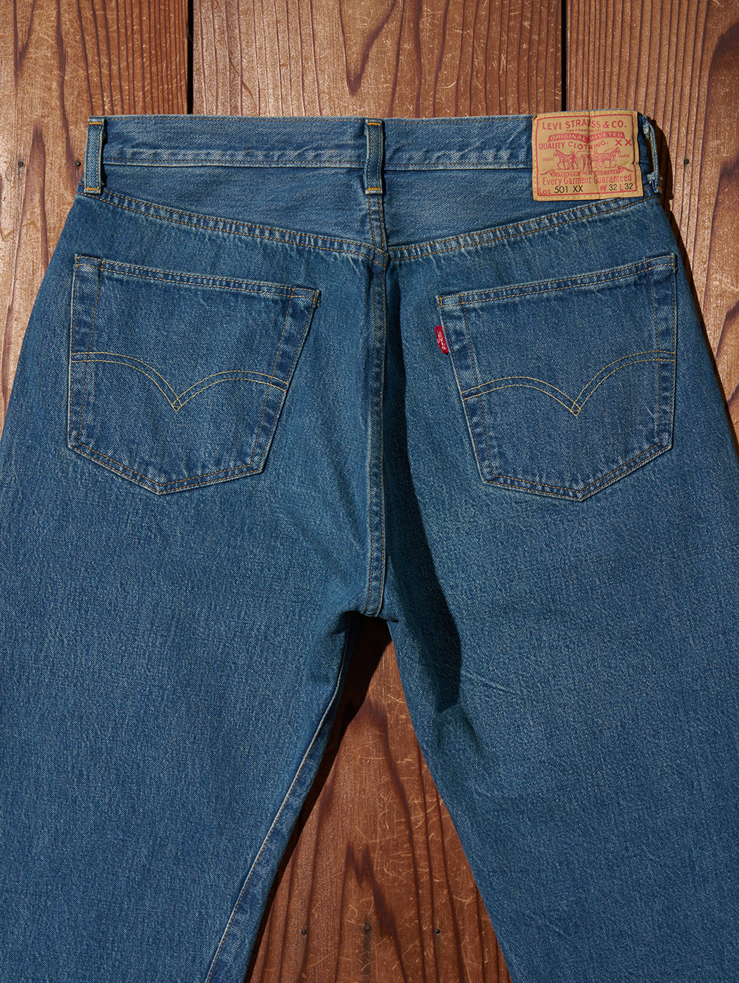 LEVI'S® VINTAGE CLOTHING 1955 501® ORIGINAL ジーンズ ミディアムインディゴ