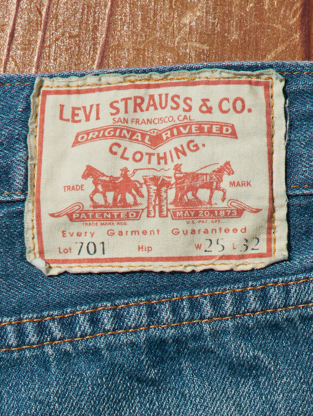 LEVI'S® VINTAGE CLOTHING 1950'S 701 ジーンズ ミディアムインディゴ