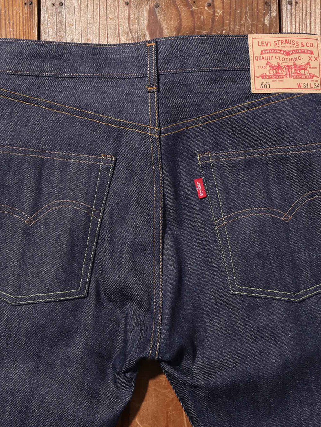 LEVI'S® VINTAGE CLOTHING 1966 501® ジーンズ リジッド