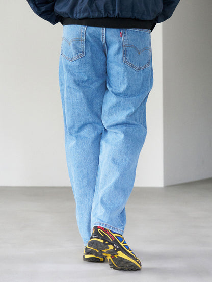 550™ リラックス ジーンズ ライトインディゴ
