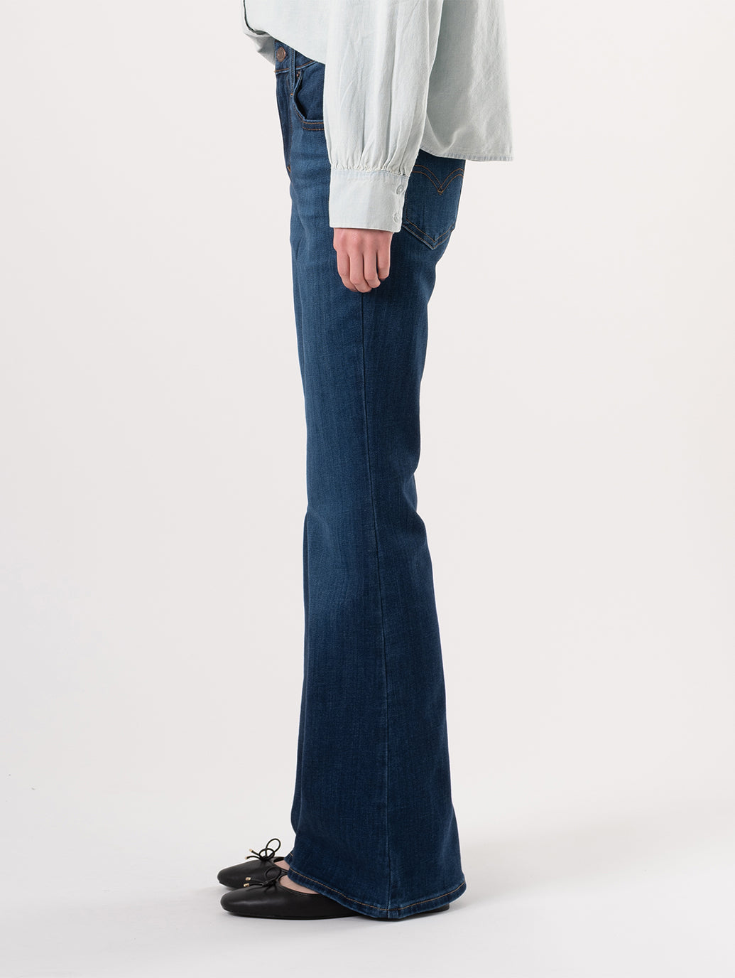 726™ ハイライズフレア ジーンズ ダークインディゴ 