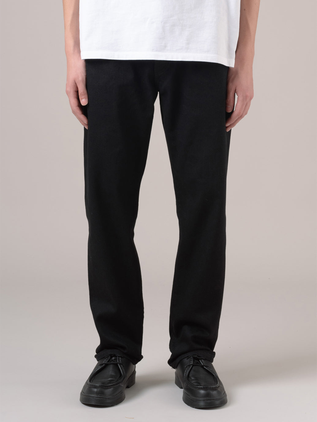 BLUETAB™ 502™ テーパードフィット ジーンズ ブラック