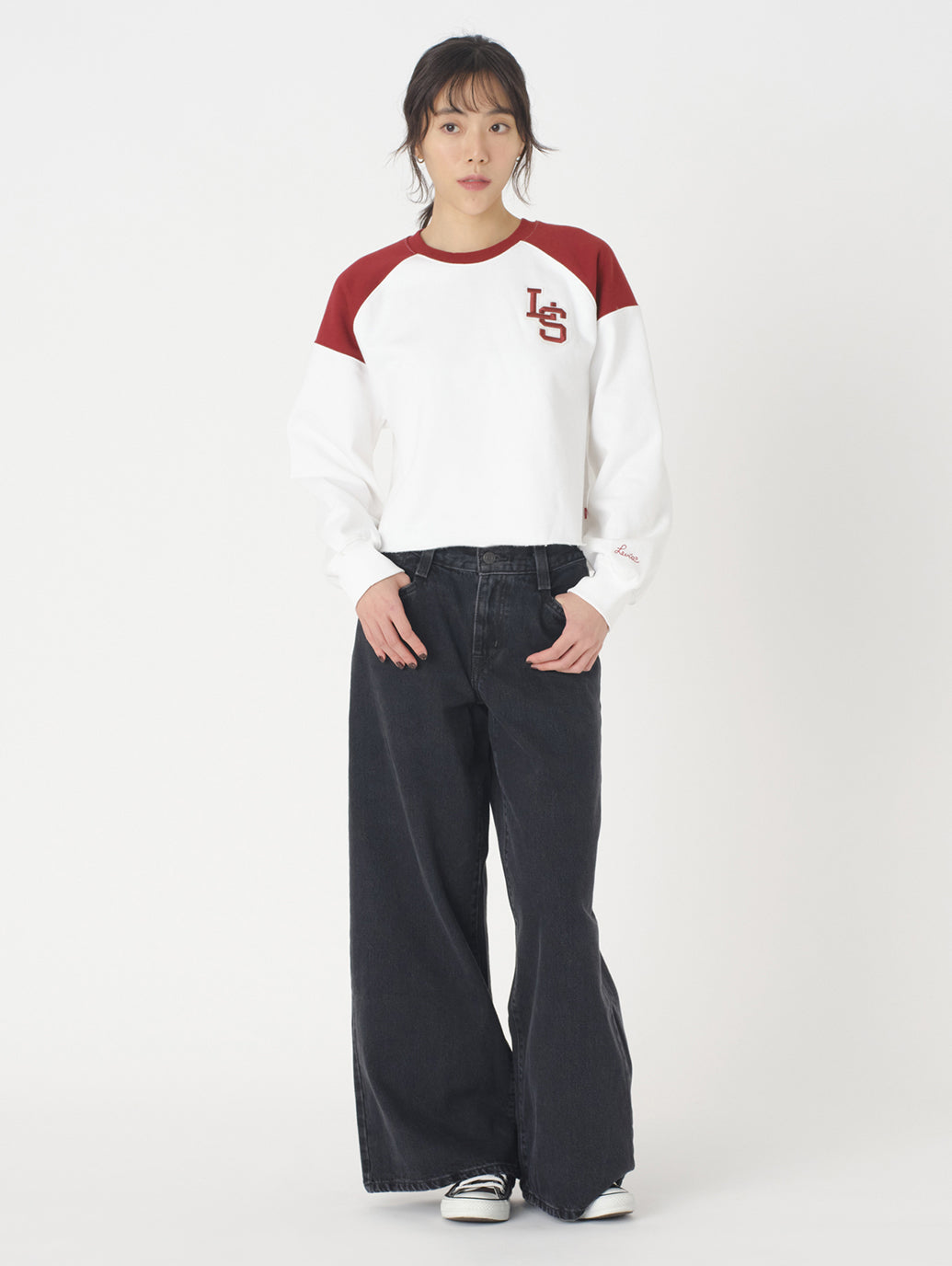 グラフィック クルーネックスウェットシャツ – リーバイス®公式