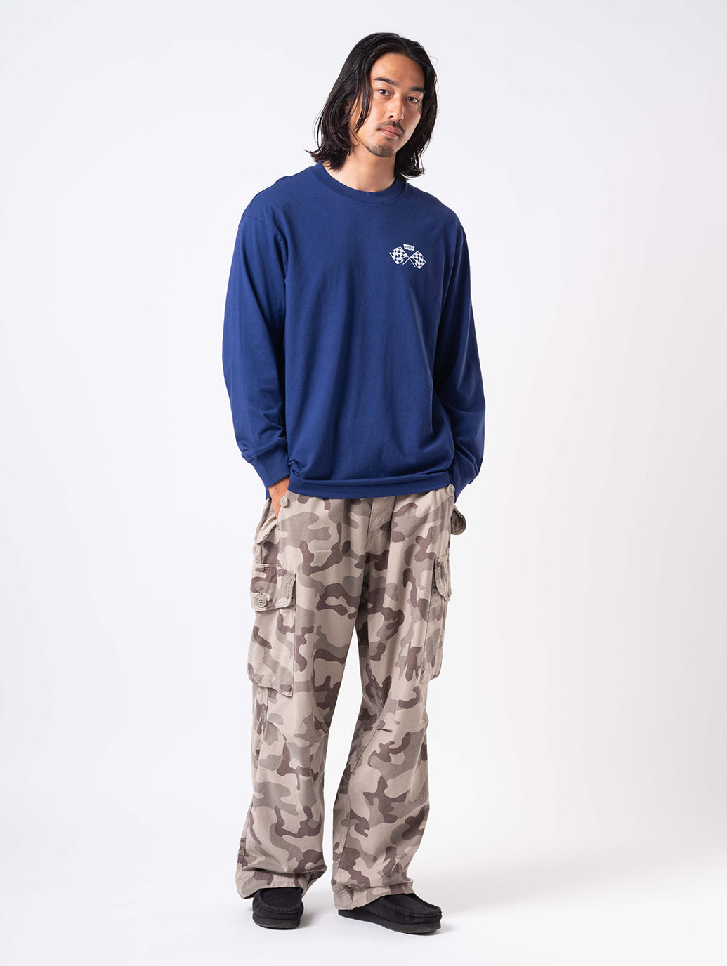 グラフィック ロングスリーブTシャツ