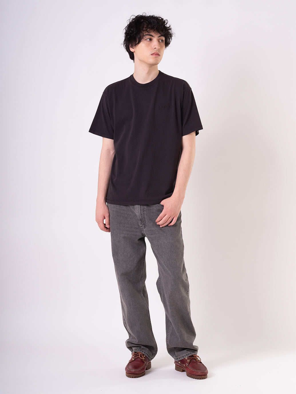 565™'97 ルーズストレート ジーンズ グレー – リーバイス®公式