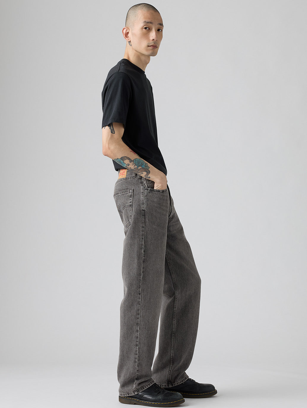 565™'97 ルーズストレート ジーンズ グレー – リーバイス®公式 565™'97 ルーズストレート ジーンズ グレー – リーバイス®公式