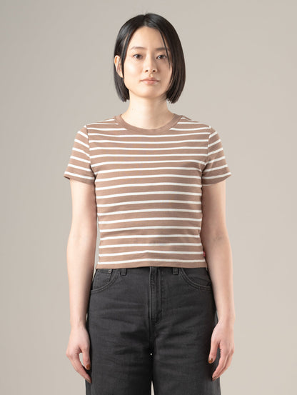 エッセンシャル スポーティ Tシャツ