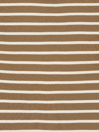 エッセンシャル スポーティ Tシャツ