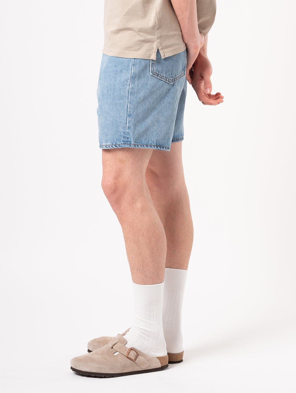 468™ ルーズ ショートジーンズ ライトインディゴ 