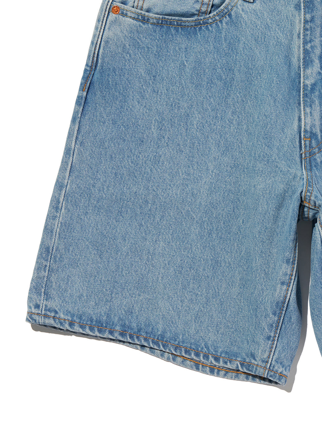 468™ ルーズ ショートジーンズ ライトインディゴ 