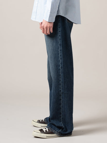 567™ リラックスフレア ジーンズ ミディアムインディゴ