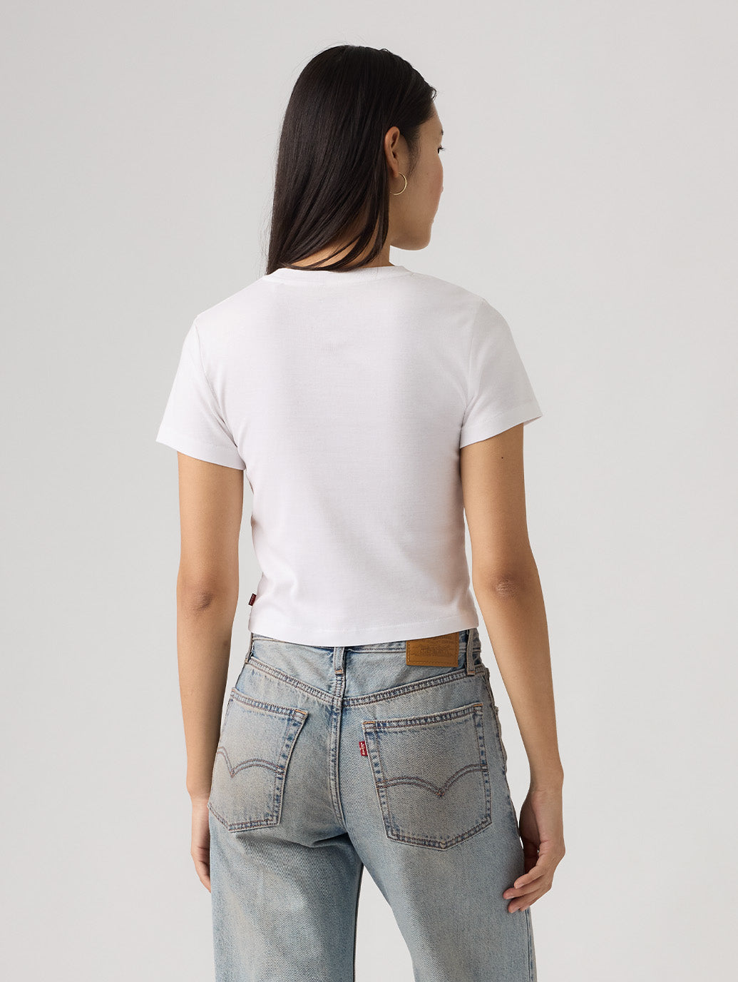 グラフィック エッセンシャル スポーティ Tシャツ