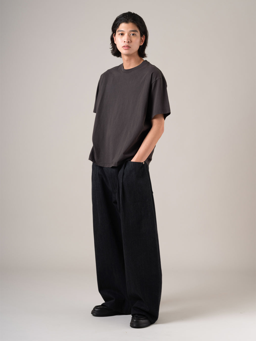 BLUETAB™ ワイドプリーツ CROP ジーンズ ブラック